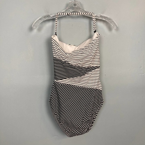 Liz Claiborne Black White Geometric Strip Optical Illusion Swimsuit Size 6 - Picture 12 of 12